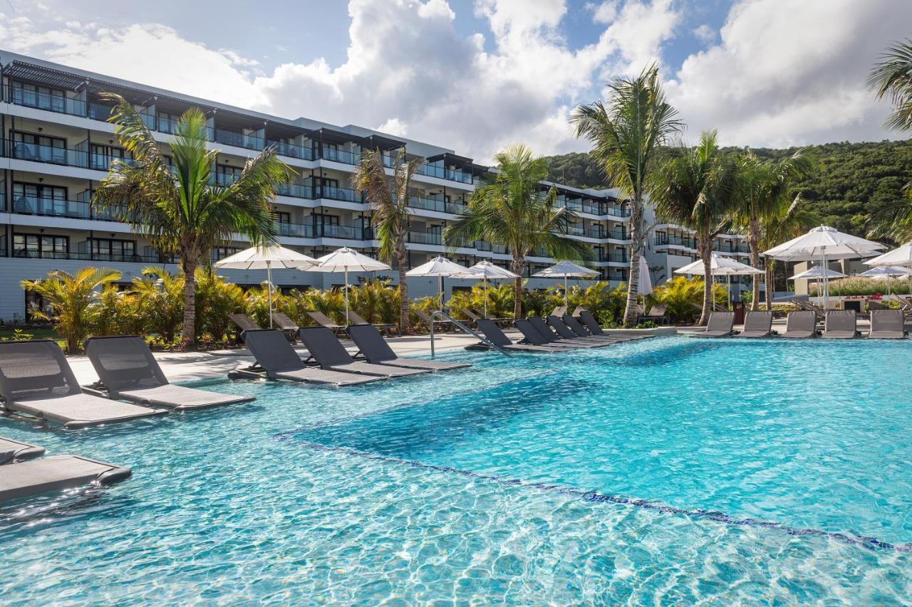 Ocean Eden Bay (Adults Only) Otel Spring Rises Dış mekan fotoğraf The swimming pool at the hotel